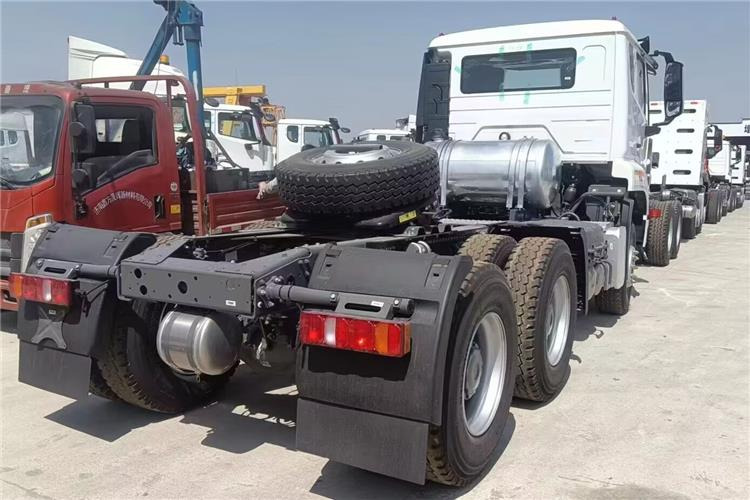 SINOTRUK Hohan NX Truck Price 371 hp 10 Wheeler for Sale In Tanzania - Dragbil: bild 5 SINOTRUK Hohan NX Truck Price 371 hp 10 Wheeler for Sale In Tanzania - Dragbil: bild 5