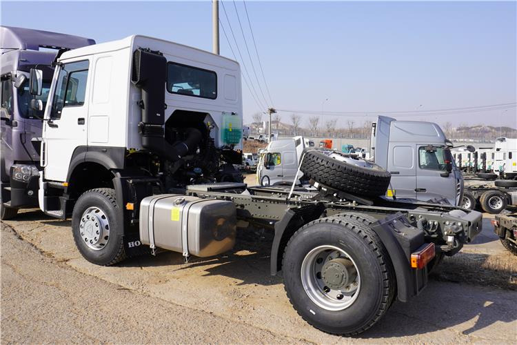 SINOTRUK Howo 430 Truck Head for Sale In Zambia - Dragbil: bild 2 SINOTRUK Howo 430 Truck Head for Sale In Zambia - Dragbil: bild 2