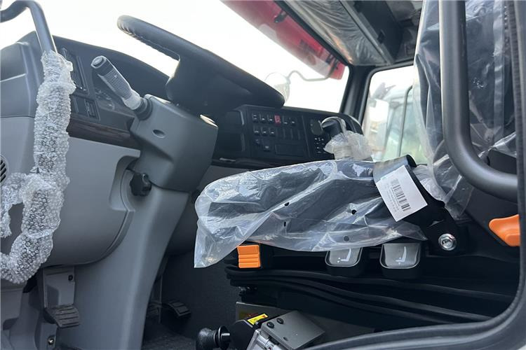 SINOTRUK Howo Truck Price - 400hp 10 Wheeler for Sale In Cameroon - Dragbil: bild 3 SINOTRUK Howo Truck Price - 400hp 10 Wheeler for Sale In Cameroon - Dragbil: bild 3