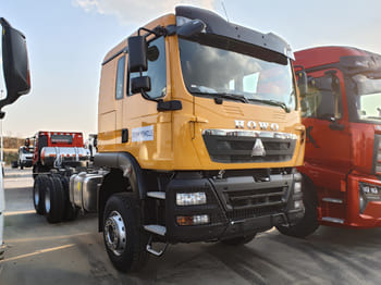 SINOTRUK TX380 Sinotruck for Sale in Ghana - Dragbil: bild 1 SINOTRUK TX380 Sinotruck for Sale in Ghana - Dragbil: bild 1