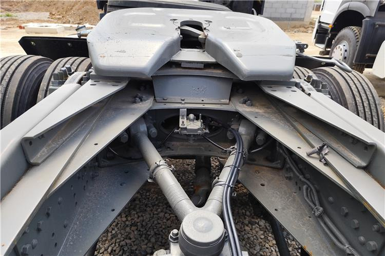 Sinotruk Used Sitrak Tractor Truck 6x4 for Sale In Uganda - Dragbil: bild 3 Sinotruk Used Sitrak Tractor Truck 6x4 for Sale In Uganda - Dragbil: bild 3