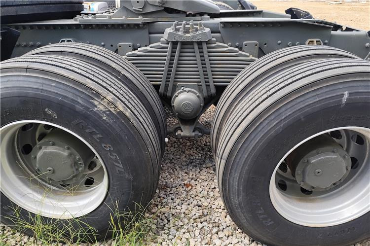 Sinotruk Used Sitrak Tractor Truck 6x4 for Sale In Uganda - Dragbil: bild 4 Sinotruk Used Sitrak Tractor Truck 6x4 for Sale In Uganda - Dragbil: bild 4