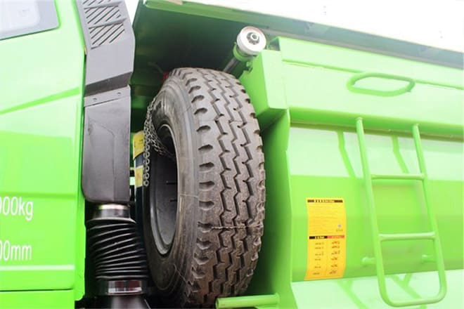 FAW Faw J6P Dump Truck for Sale in Togo - Tippbil lastbil: bild 3 FAW Faw J6P Dump Truck for Sale in Togo - Tippbil lastbil: bild 3