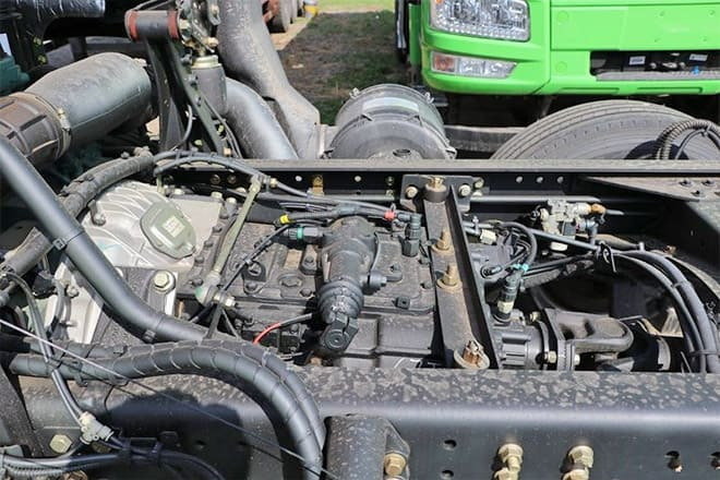 FAW New FAW JIEFANG Trucks for Sale in Qatar - Chassi lastbil: bild 4 FAW New FAW JIEFANG Trucks for Sale in Qatar - Chassi lastbil: bild 4