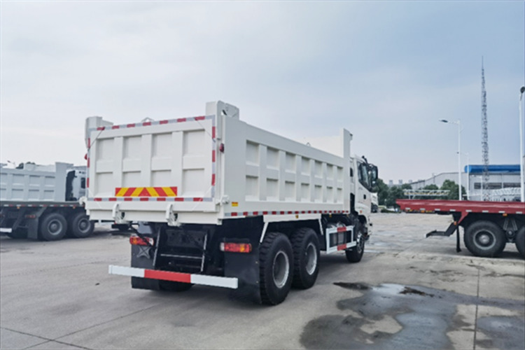 FOTON Foton 6x4 10 Wheeler Tipper truck for Sale in Malawi - Tippbil lastbil: bild 4 FOTON Foton 6x4 10 Wheeler Tipper truck for Sale in Malawi - Tippbil lastbil: bild 4