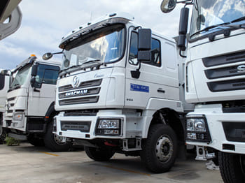 SHACMAN Shacman Tractor Truck for Sale in Malawi - Tippbil lastbil: bild 3 SHACMAN Shacman Tractor Truck for Sale in Malawi - Tippbil lastbil: bild 3