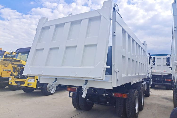 SHACMAN Shacman Trucks for Sale in Ghana - Tippbil lastbil: bild 4 SHACMAN Shacman Trucks for Sale in Ghana - Tippbil lastbil: bild 4