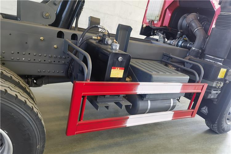 SINOTRUK Second Hand Howo Dump Truck 6x4 Price In Zambia - Tippbil lastbil: bild 2 SINOTRUK Second Hand Howo Dump Truck 6x4 Price In Zambia - Tippbil lastbil: bild 2