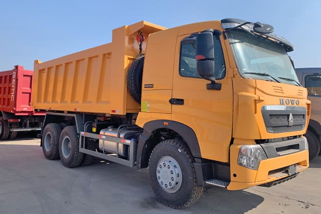 SINOTRUK Sinotruk Howo 380 10 Wheeler Tipper Truck for Sale in Guinea - Tippbil lastbil: bild 1 SINOTRUK Sinotruk Howo 380 10 Wheeler Tipper Truck for Sale in Guinea - Tippbil lastbil: bild 1