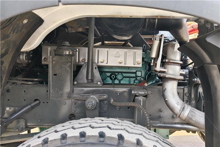 SINOTRUK Used Howo 371 Dump Truck 8x4 for Sale In Ghana - Tippbil lastbil: bild 4 SINOTRUK Used Howo 371 Dump Truck 8x4 for Sale In Ghana - Tippbil lastbil: bild 4