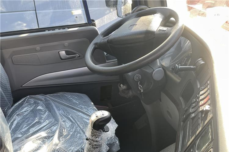 Sinotruk Used Howo A7 Dump Truck 6x4 for Sale In Democratic Republic of the Congo - Tippbil lastbil: bild 4 Sinotruk Used Howo A7 Dump Truck 6x4 for Sale In Democratic Republic of the Congo - Tippbil lastbil: bild 4