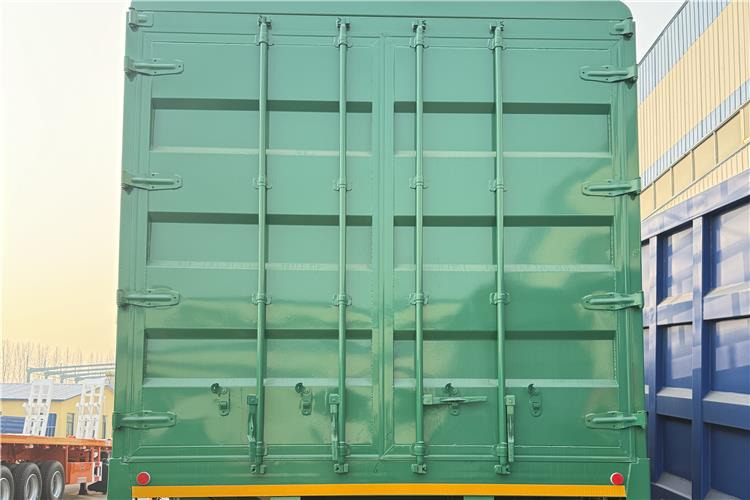 TITAN 4 Axle 80 Ton Livestock Semi Trailer for Sale In Sudan - Djurtransport semitrailer: bild 3 TITAN 4 Axle 80 Ton Livestock Semi Trailer for Sale In Sudan - Djurtransport semitrailer: bild 3