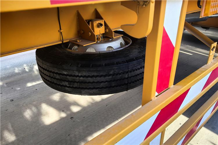 TITAN 6 Axle 62m Extendable Trailer for Sale In Ghana - Flaktrailer: bild 5 TITAN 6 Axle 62m Extendable Trailer for Sale In Ghana - Flaktrailer: bild 5