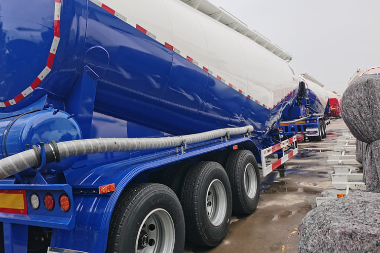 TITAN Cement Bulker Trailer for Sale in Jamaica - Bulktrailer: bild 3 TITAN Cement Bulker Trailer for Sale in Jamaica - Bulktrailer: bild 3