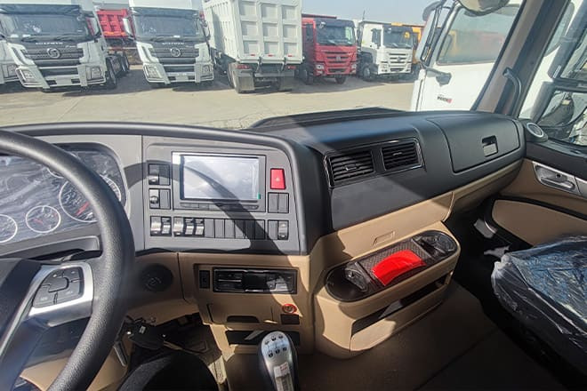 TITAN Howo 6x4 10 Wheel Tipper Truck for Sale in Zambia - Tippbil lastbil: bild 4 TITAN Howo 6x4 10 Wheel Tipper Truck for Sale in Zambia - Tippbil lastbil: bild 4