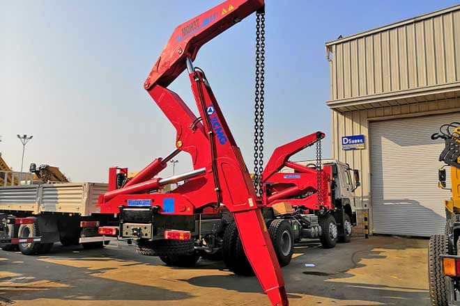 XCMG XCMG Side Loader Truck Container for Sale in Barbados - Containerbil/ Växelflak lastbil: bild 4 XCMG XCMG Side Loader Truck Container for Sale in Barbados - Containerbil/ Växelflak lastbil: bild 4