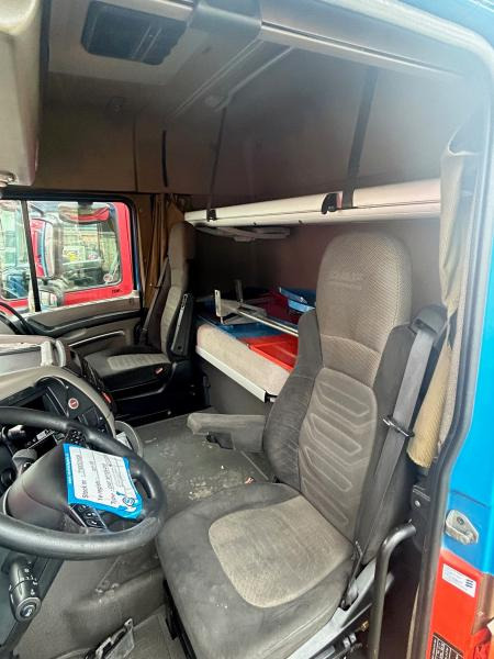DAF DAF XF105-410 Bleue - Hytt för Lastbil: bild 4 DAF DAF XF105-410 Bleue - Hytt för Lastbil: bild 4