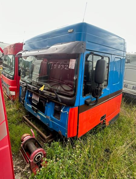 DAF DAF XF105-410 Bleue - Hytt för Lastbil: bild 1 DAF DAF XF105-410 Bleue - Hytt för Lastbil: bild 1