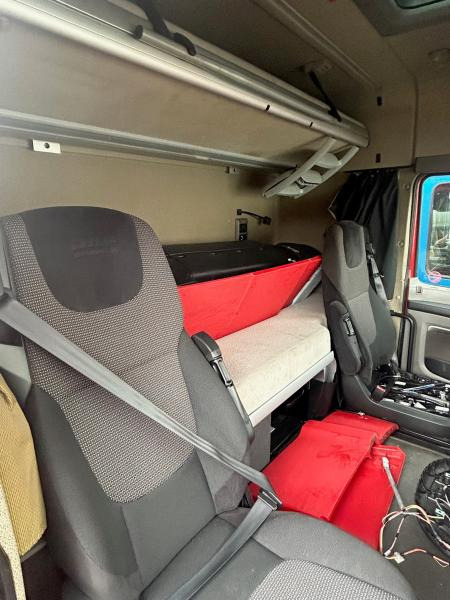 DAF XF105-460 Rouge - Hytt för Lastbil: bild 3 DAF XF105-460 Rouge - Hytt för Lastbil: bild 3