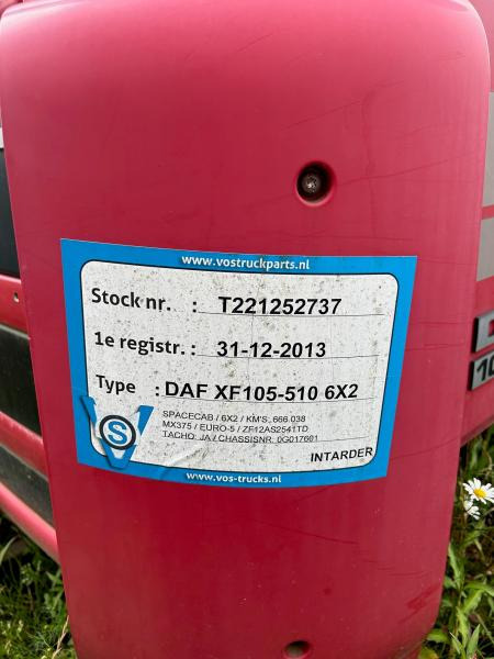 DAF XF105-510 Rouge Grenat - Hytt för Lastbil: bild 2 DAF XF105-510 Rouge Grenat - Hytt för Lastbil: bild 2