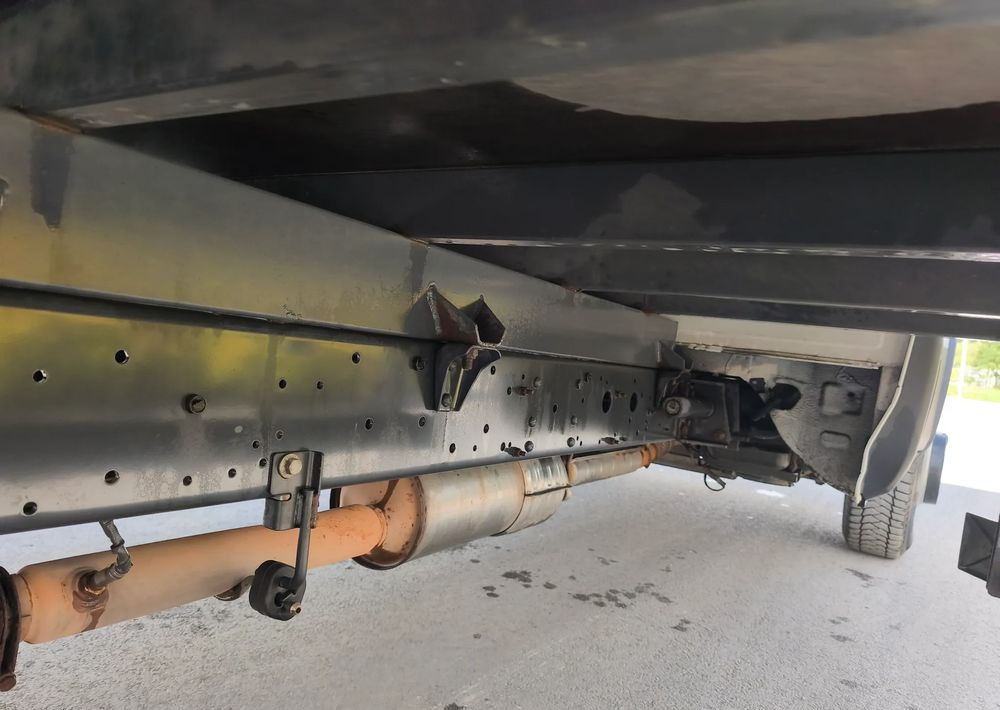 Chassi lastbil Iveco DAILY 70C18  rama do zabudowy 6 M obsługa silnika nowy rozrząd: bild 9