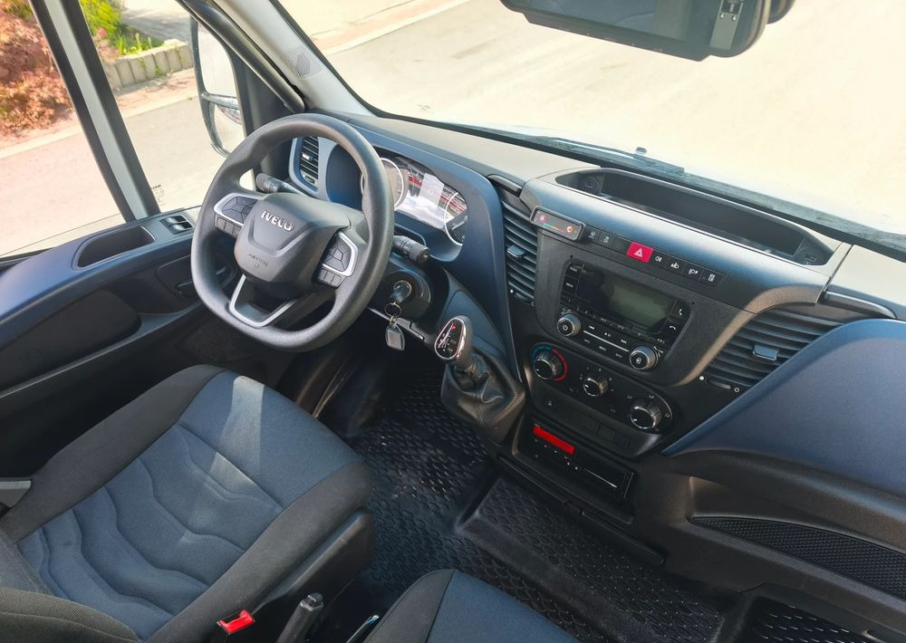 Chassi lastbil Iveco DAILY 70C18  rama do zabudowy 6 M obsługa silnika nowy rozrząd: bild 11