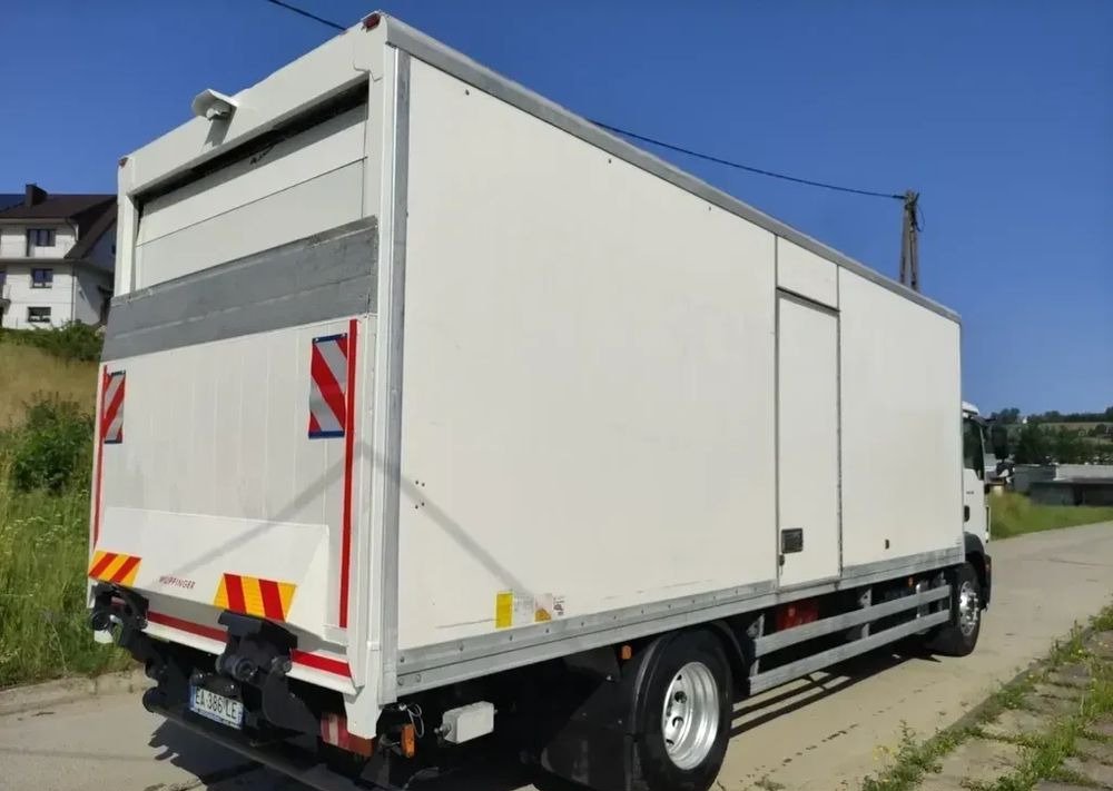 MAN TGM 15.290 kontener , winda - Lastbil med skåp: bild 5 MAN TGM 15.290 kontener , winda - Lastbil med skåp: bild 5