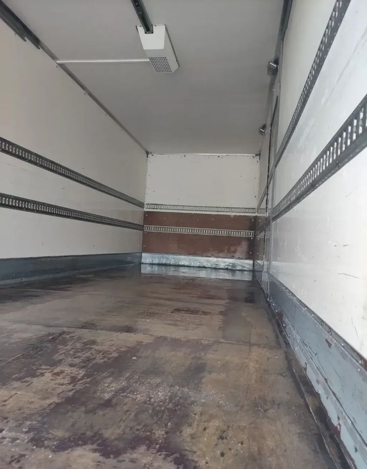 MAN TGM 18.290 kontener , winda - Lastbil med skåp: bild 5 MAN TGM 18.290 kontener , winda - Lastbil med skåp: bild 5