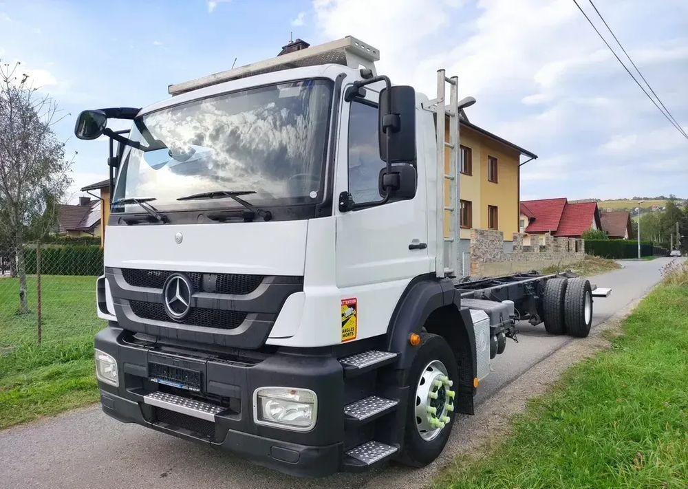 Mercedes-Benz AXOR 1829 rama do zabudowy blokada mostu - Chassi lastbil: bild 1 Mercedes-Benz AXOR 1829 rama do zabudowy blokada mostu - Chassi lastbil: bild 1