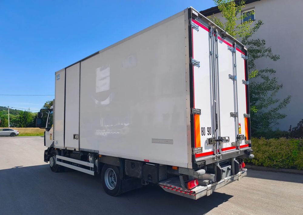 Renault GAMA D 12.210 chłodnia izoterma 14 palet poduszka - Kylbil lastbil: bild 2 Renault GAMA D 12.210 chłodnia izoterma 14 palet poduszka - Kylbil lastbil: bild 2