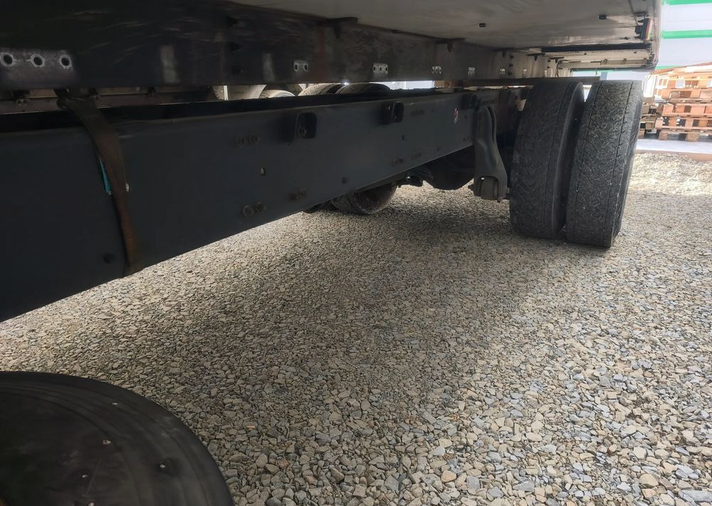 Renault Gama D 18.280 rama do zabudowy poduszka - Chassi lastbil: bild 5 Renault Gama D 18.280 rama do zabudowy poduszka - Chassi lastbil: bild 5