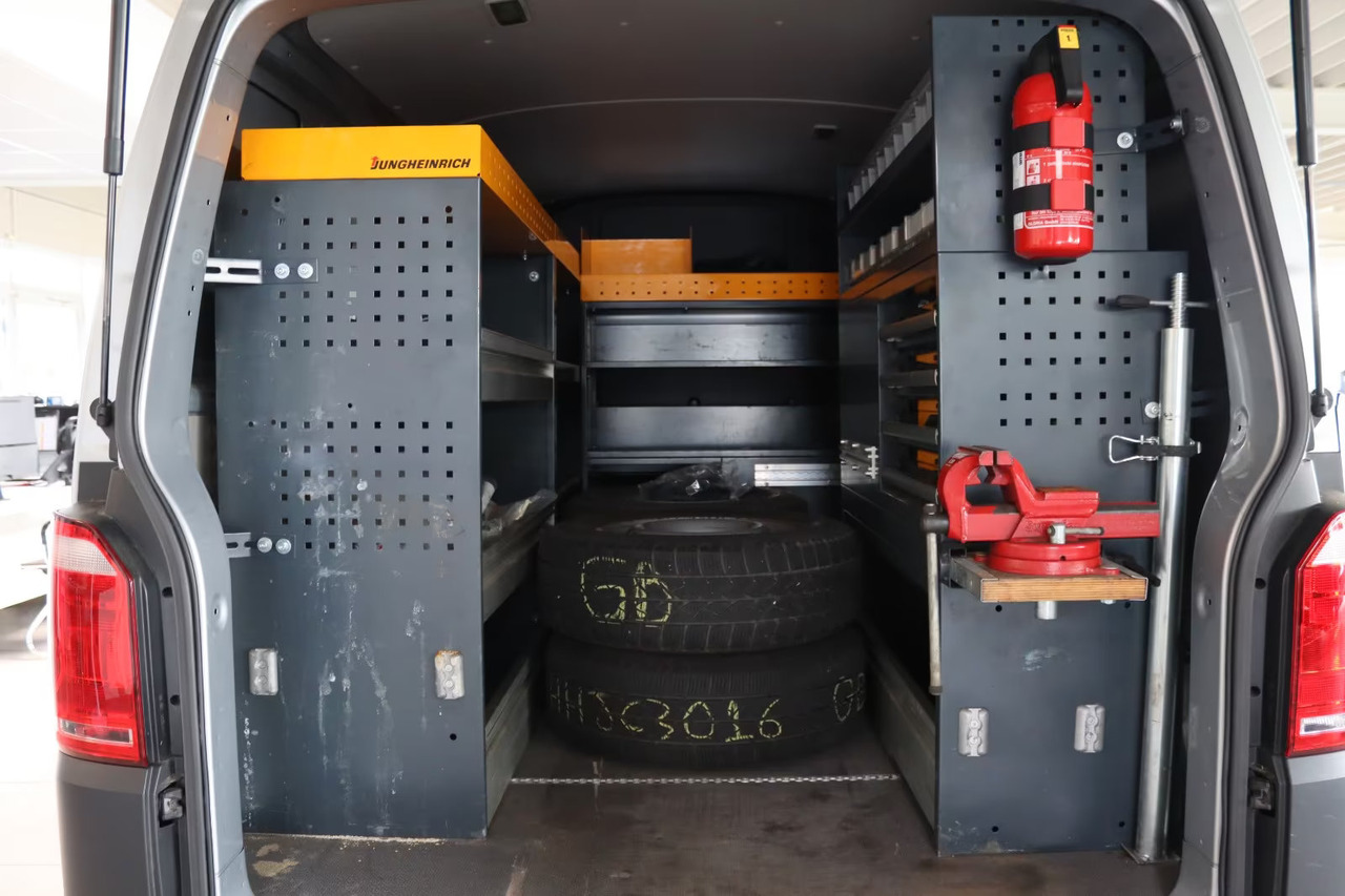 VOLKSWAGEN T6 Werkstatteinrichtung Jungheinrich - Skåpbil: bild 2 VOLKSWAGEN T6 Werkstatteinrichtung Jungheinrich - Skåpbil: bild 2