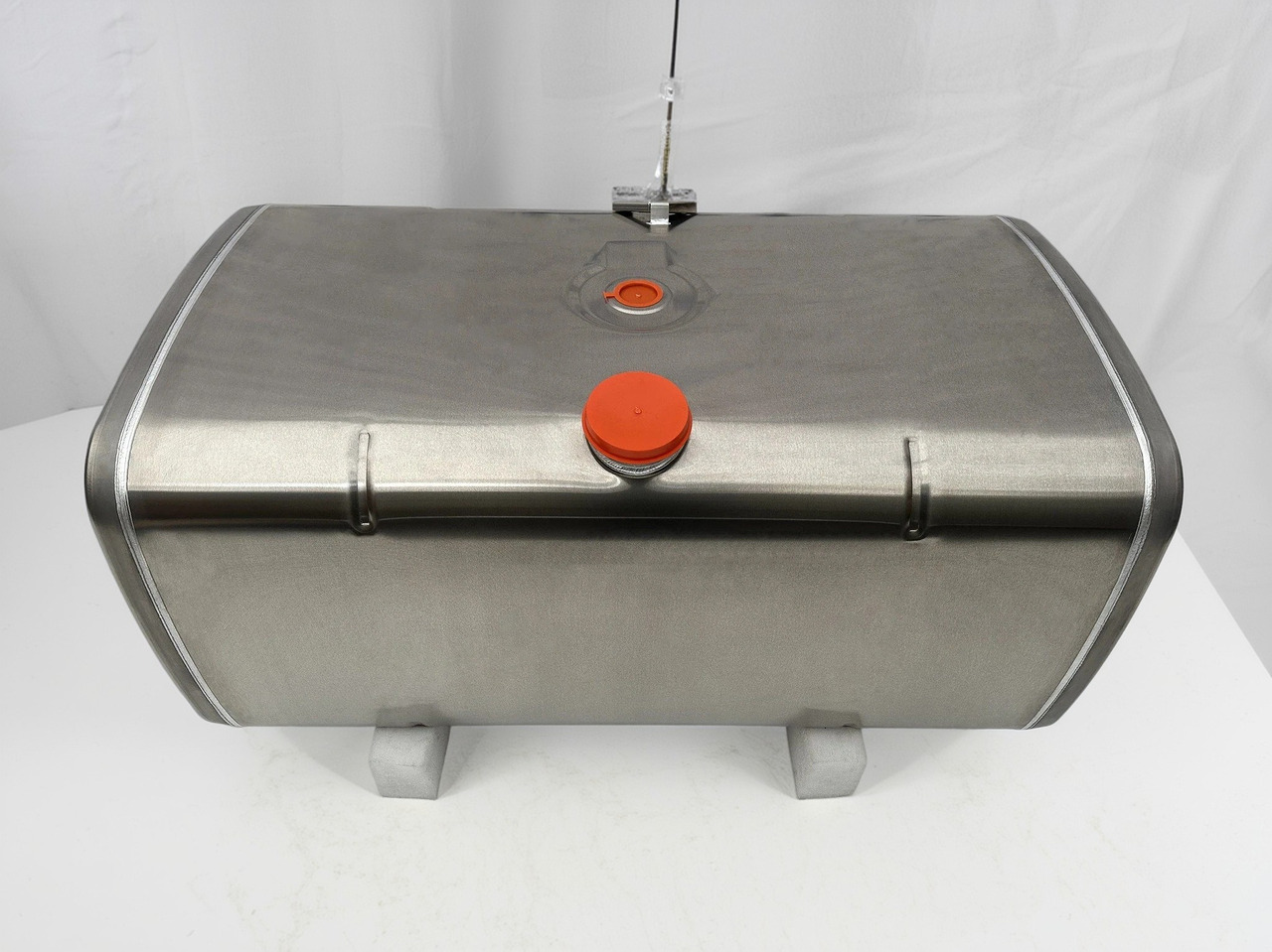 DAF - Bränsletank: bild 1 DAF - Bränsletank: bild 1