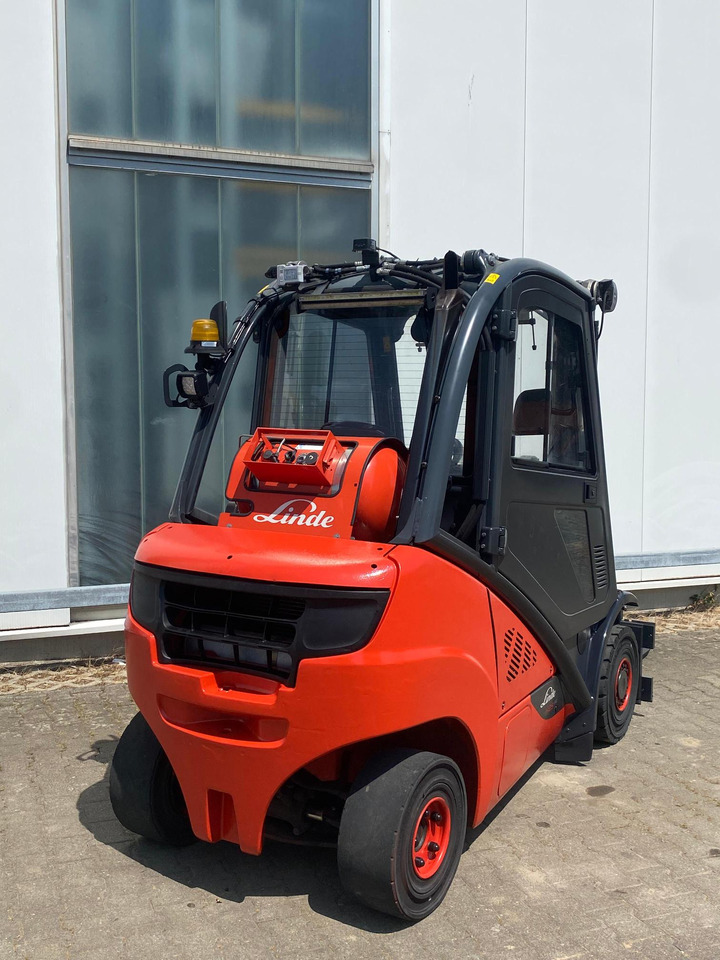 Linde Linde H 25 T - 6-372 h - Seitenschieber - - Gasoltruck: bild 5 Linde Linde H 25 T - 6-372 h - Seitenschieber - - Gasoltruck: bild 5