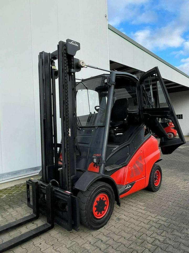 Linde Linde H 50 T - 7.390 h - Seitenschieber/Zinken neu - - Gasoltruck: bild 2 Linde Linde H 50 T - 7.390 h - Seitenschieber/Zinken neu - - Gasoltruck: bild 2
