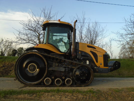 Challenger MT765B - Bandtraktor: bild 4 Challenger MT765B - Bandtraktor: bild 4