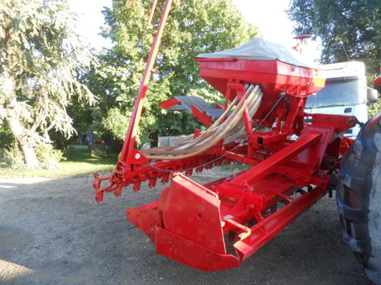 Kverneland DAS + Kverneland herse rotative - Kombisåmaskin: bild 3 Kverneland DAS + Kverneland herse rotative - Kombisåmaskin: bild 3