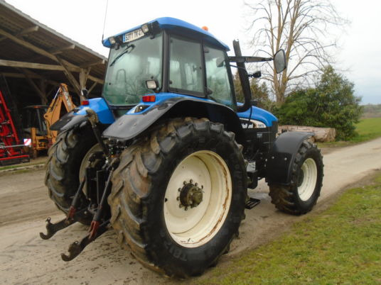 New Holland tm175 - Traktor: bild 3 New Holland tm175 - Traktor: bild 3