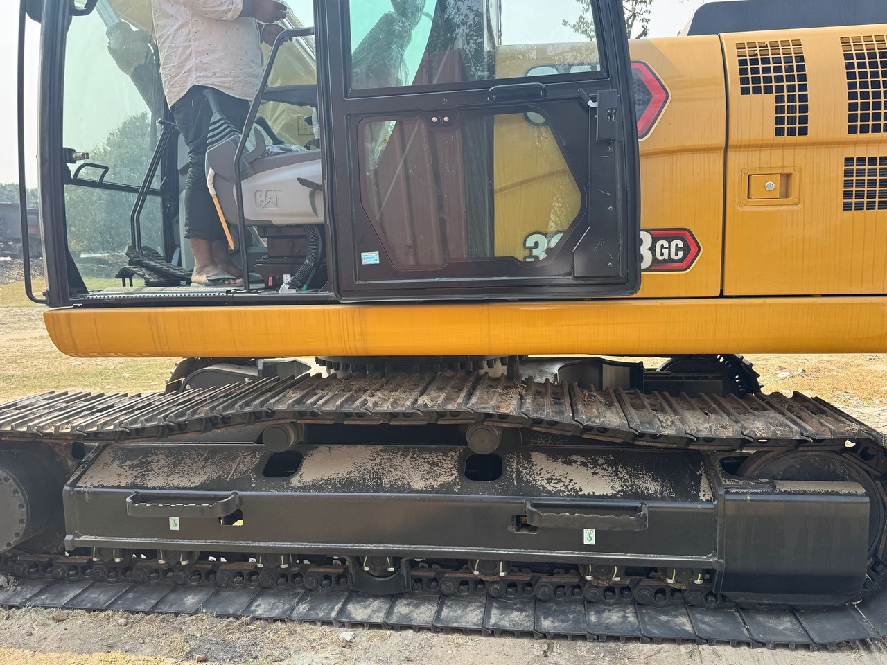 CATERPILLAR 323GC - Bandgrävare: bild 1 CATERPILLAR 323GC - Bandgrävare: bild 1