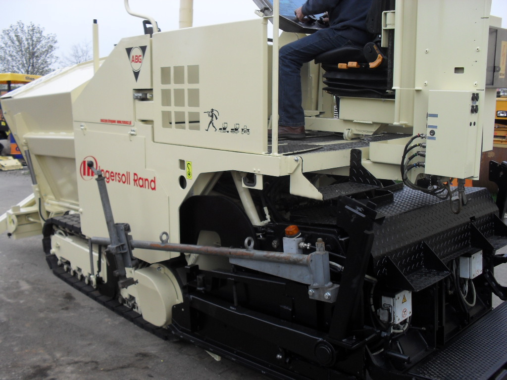 ABG TITAN 2820 - Asfaltläggare: bild 1 ABG TITAN 2820 - Asfaltläggare: bild 1