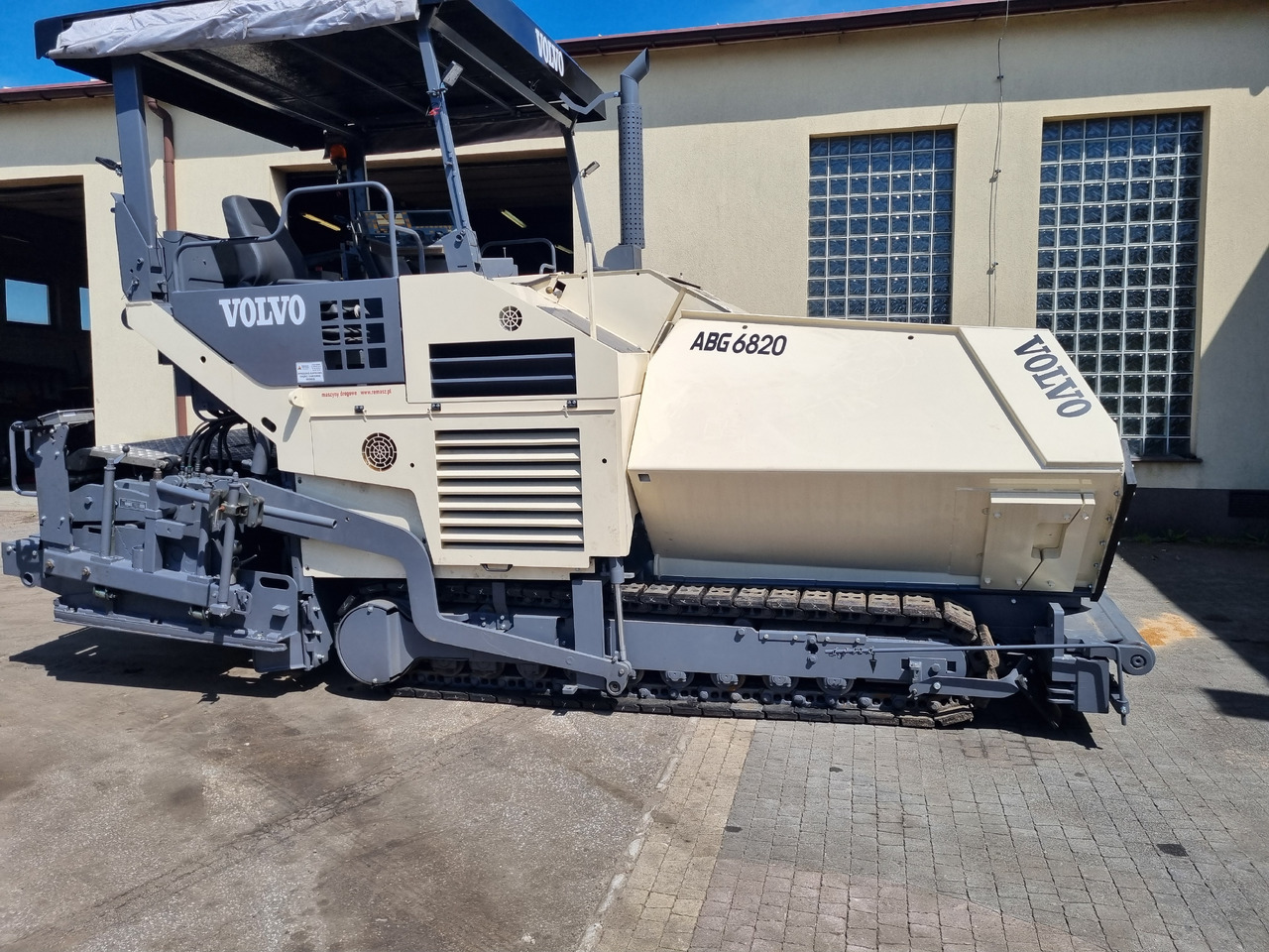 VOLVO TITAN 6820 - Asfaltläggare: bild 3 VOLVO TITAN 6820 - Asfaltläggare: bild 3