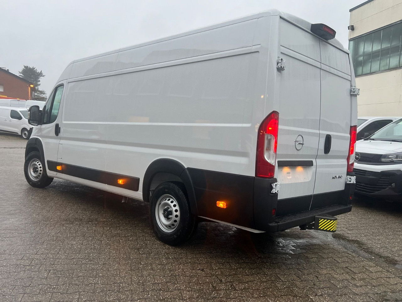 Opel Kasten 3,5 L4 H2 PS 180 Automatik+AHK Kasten 3,5 L4 H2 PS 180 Automatik+AHK - Skåpbil: bild 5 Opel Kasten 3,5 L4 H2 PS 180 Automatik+AHK Kasten 3,5 L4 H2 PS 180 Automatik+AHK - Skåpbil: bild 5