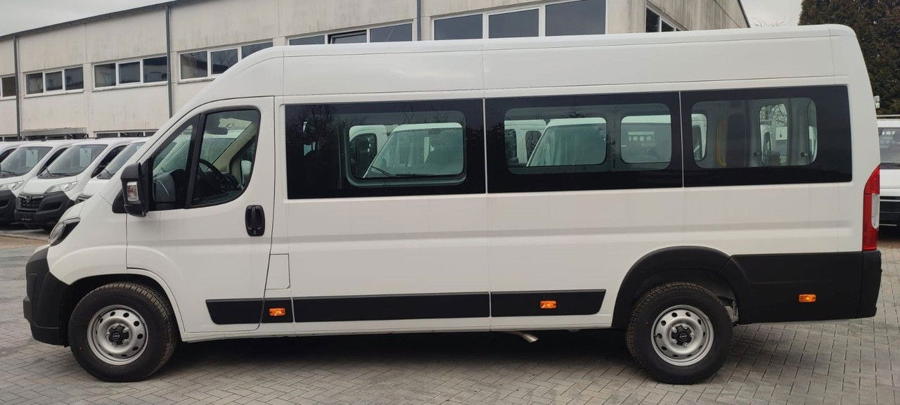 Opel Movano Vollverglast L4H2 verstärkt 2.2 BlueHDI - Minibuss, Persontransport: bild 4 Opel Movano Vollverglast L4H2 verstärkt 2.2 BlueHDI - Minibuss, Persontransport: bild 4