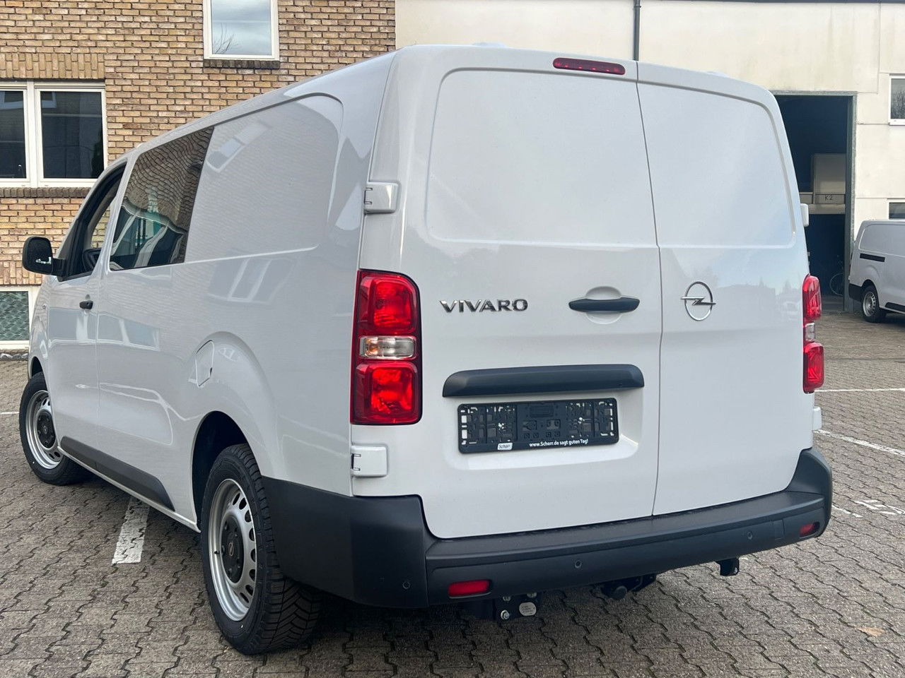 Opel Vivaro Flex L3 6 Sitze Allwetter AHK Rückfahrka - Små skåpbil: bild 5 Opel Vivaro Flex L3 6 Sitze Allwetter AHK Rückfahrka - Små skåpbil: bild 5
