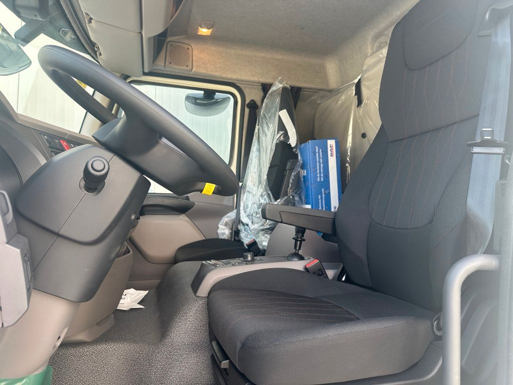 Kapellbil DAF LF 290 8Gang Webasto AHK Bär-LBW DAF LF 290 8Gang Webasto AHK Bär-LBW: bild 9 Kapellbil DAF LF 290 8Gang Webasto AHK Bär-LBW DAF LF 290 8Gang Webasto AHK Bär-LBW: bild 9