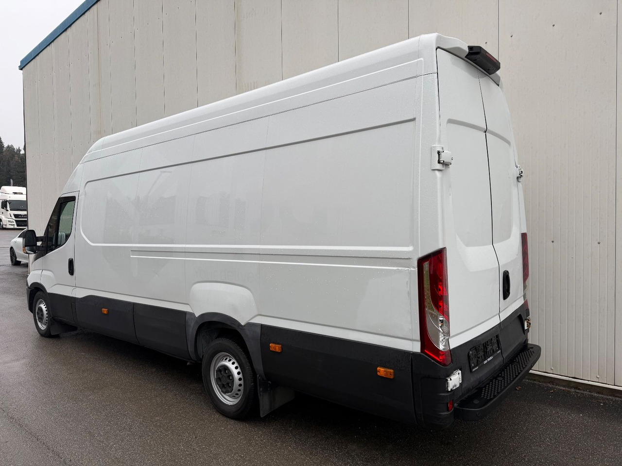 Iveco Daily 35S14 HiMatic L4H3 Maxi Iveco Daily 35S14 HiMatic L4H3 Maxi - Skåpbil: bild 4 Iveco Daily 35S14 HiMatic L4H3 Maxi Iveco Daily 35S14 HiMatic L4H3 Maxi - Skåpbil: bild 4