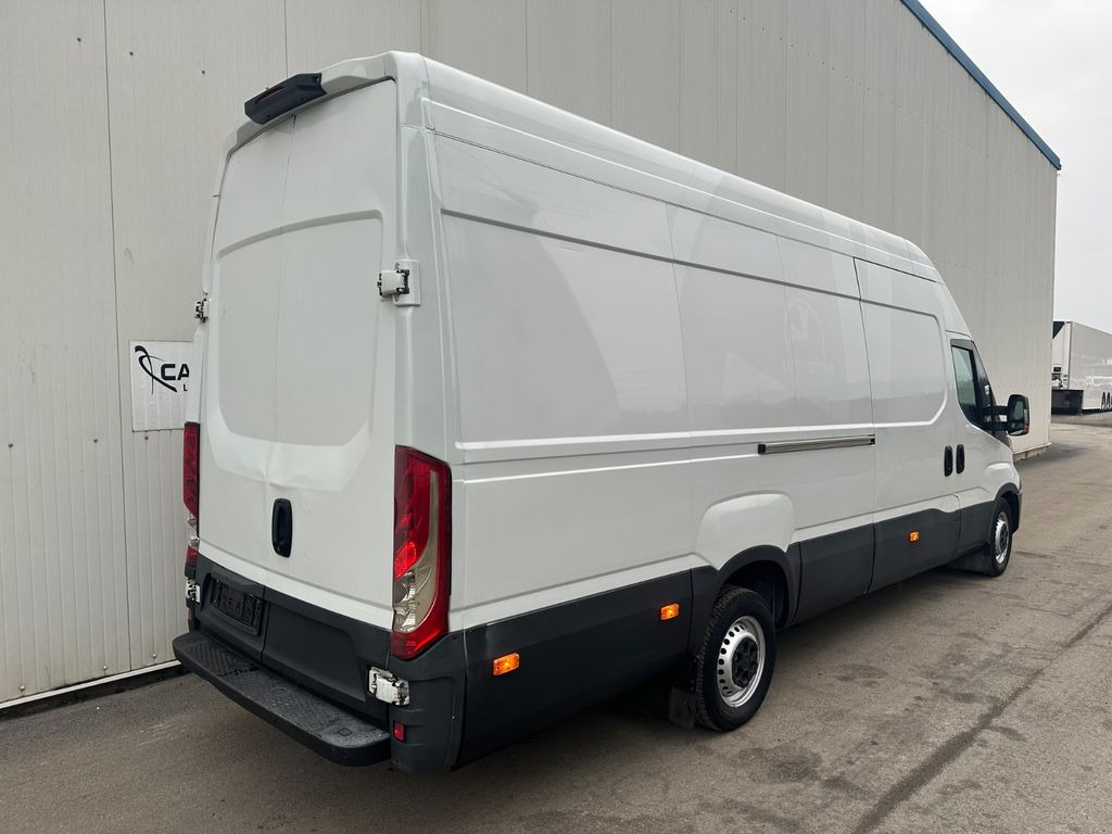 Iveco Daily 35S14 HiMatic L4H3 Maxi - Skåpbil: bild 4 Iveco Daily 35S14 HiMatic L4H3 Maxi - Skåpbil: bild 4