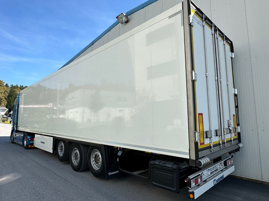 Krone SD 27 Thermoking Spectrum Multitemp Pharma Safe Krone SD 27 Thermoking Spectrum Multitemp Pharma Safe - Kyl/ Frys semitrailer: bild 4 Krone SD 27 Thermoking Spectrum Multitemp Pharma Safe Krone SD 27 Thermoking Spectrum Multitemp Pharma Safe - Kyl/ Frys semitrailer: bild 4