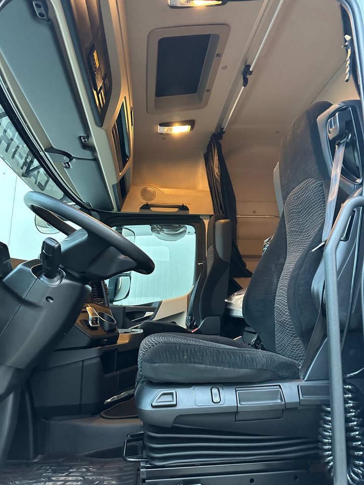 Mercedes-Benz Actros 2545  2T LBW - Containerbil/ Växelflak lastbil: bild 3 Mercedes-Benz Actros 2545  2T LBW - Containerbil/ Växelflak lastbil: bild 3