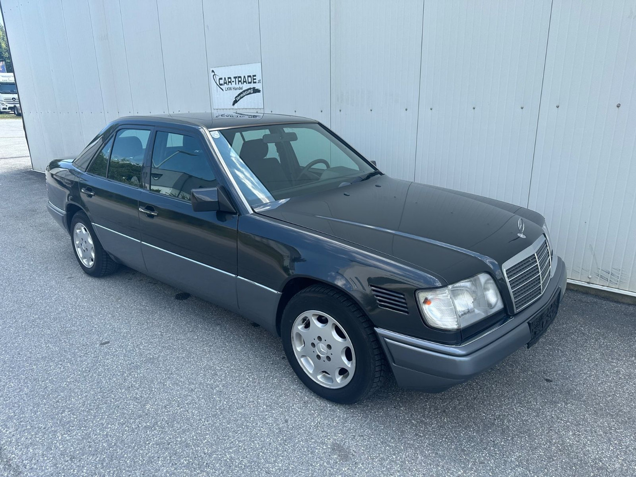 Mercedes-Benz E 250 DIESEL - Sedan: bild 2 Mercedes-Benz E 250 DIESEL - Sedan: bild 2